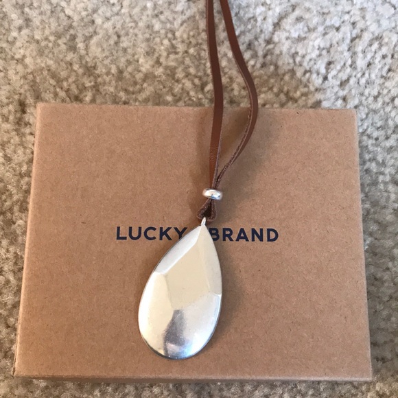 Lucky Brand Jewelry - Lucky Brand • Pendant Necklace